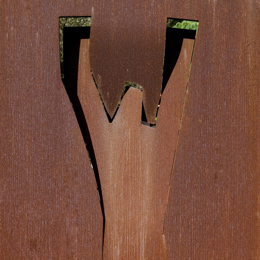 escultura-acerocorten-agustinibarrola